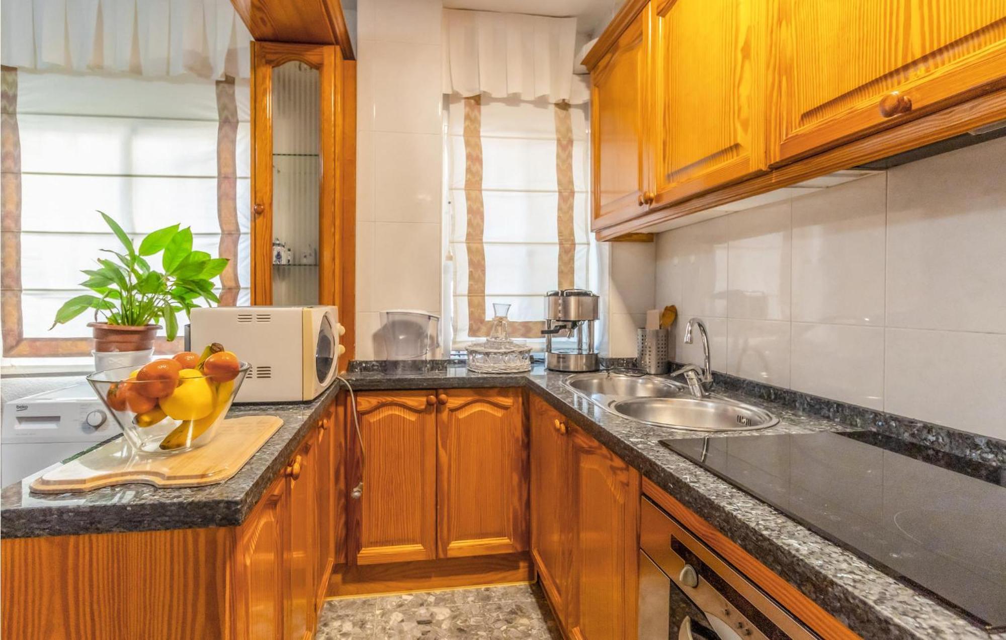 Stunning Home In Mlaga With 2 Bedrooms And Wifi Málaga Exterior foto